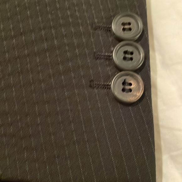 Prada men’s blazer - size 54L - Black with subtle pinstripes - Picture 16 of 16